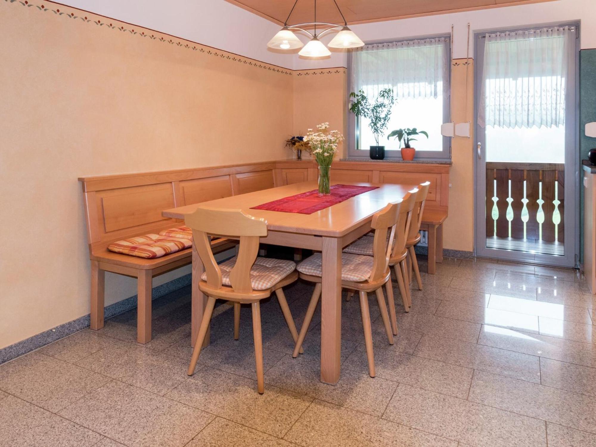 Cosy Farmhouse Apartment At The Edge Of The Forest 木楞巴赫 外观 照片